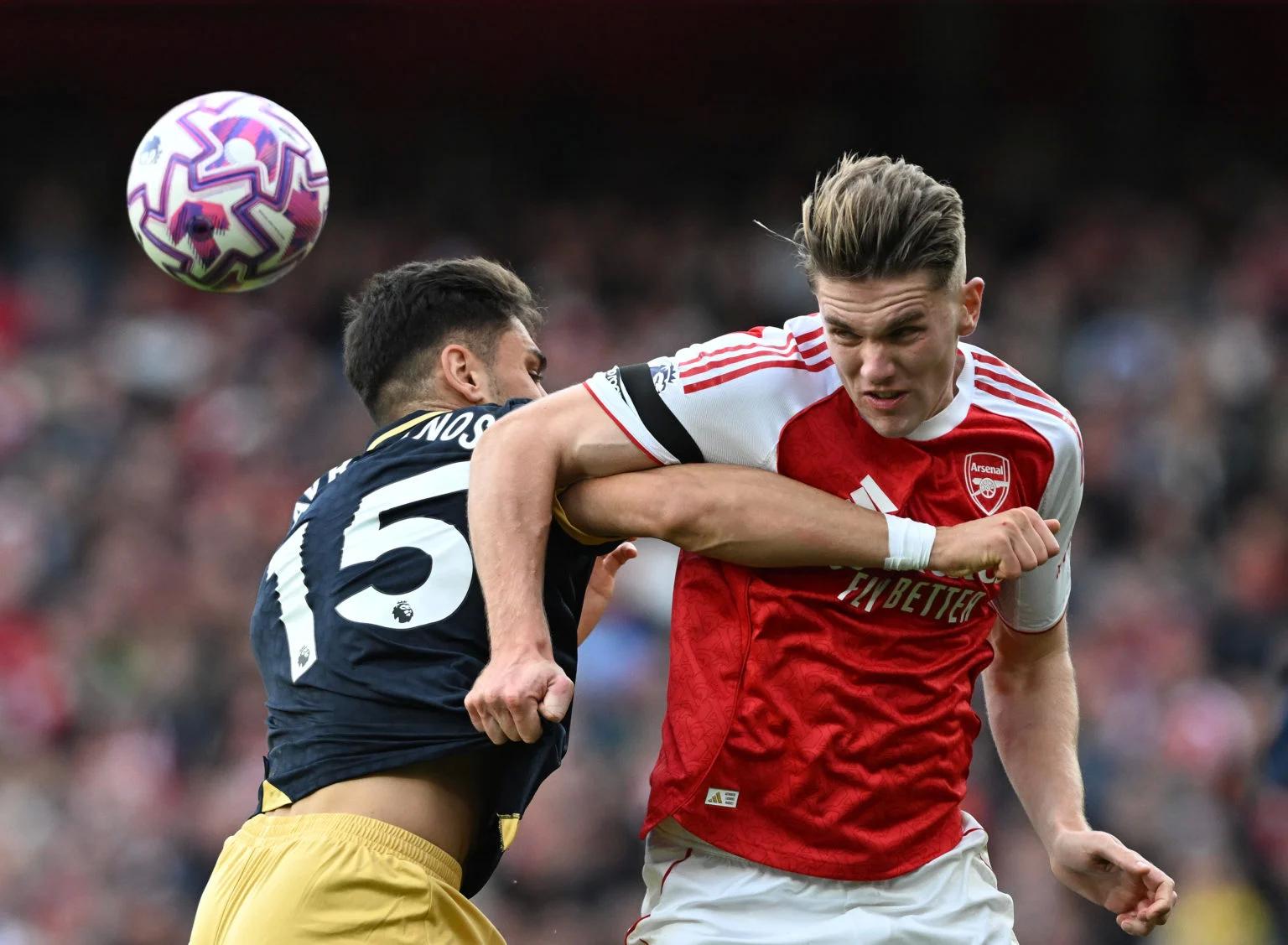 牙体育转会, 判罚感到沮, vbg