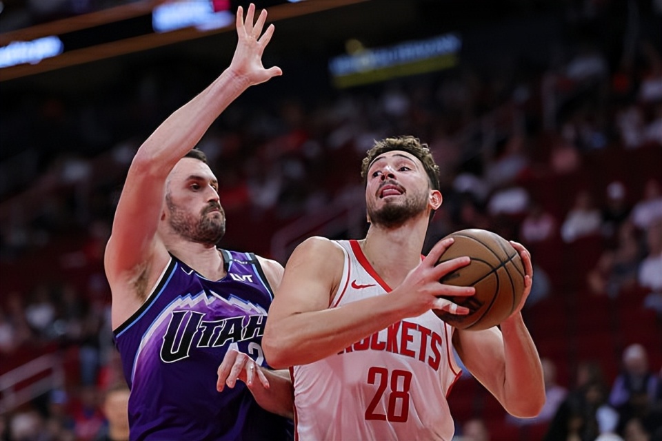 亚当斯, 一个经验如, 阿尔佩伦 亚当斯, 一个经验如, 阿尔佩伦