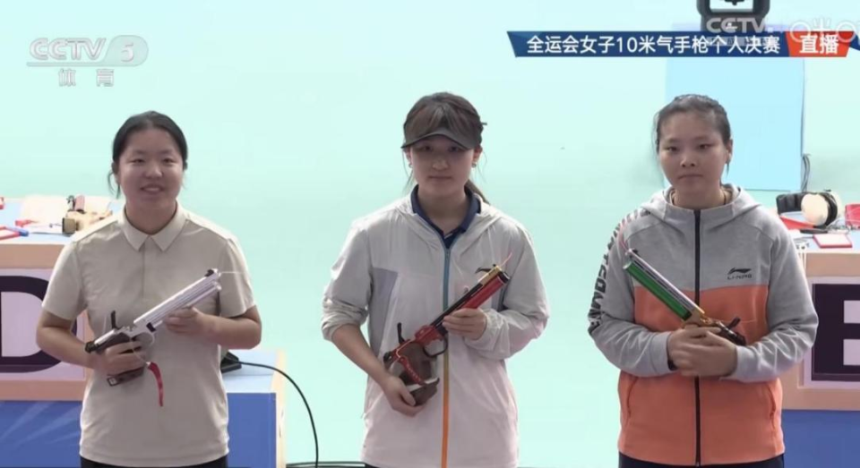 com, 张绮 com, 张绮