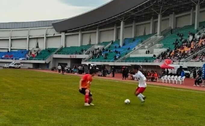 com, 从龙井队与 com, 从龙井队与